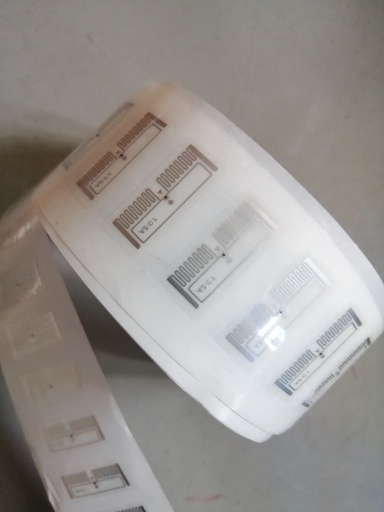 [U7-AZ-C7-HK] 偽造的RFID UHF貼紙標籤濕鑲嵌UCODE 7 23x11mm，帶有受保護的EPC和TID防篡改